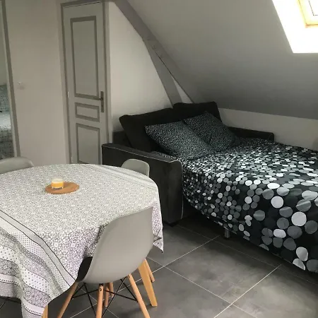 アパート Leonilys