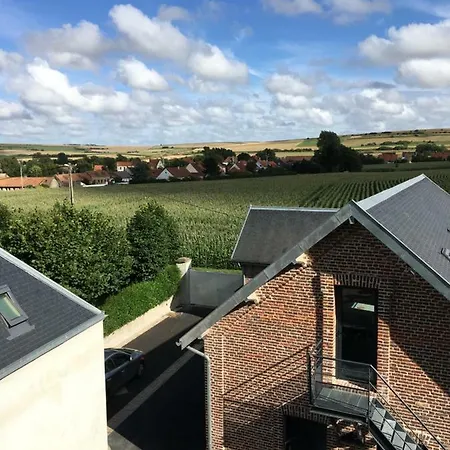 Leonilys Apartamento *